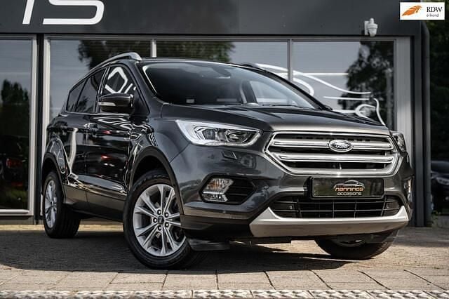 Grijs Gebruikt 2018 Ford Kuga Titanium SUV | € 15.760 (Goede deal) - Afbeelding 1/4