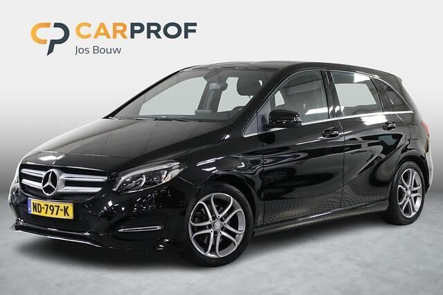 Zwart Gebruikt 2016 Mercedes B180 Ambition MPV | € 16.250 (Eerlijke prijs) - Afbeelding 1/4