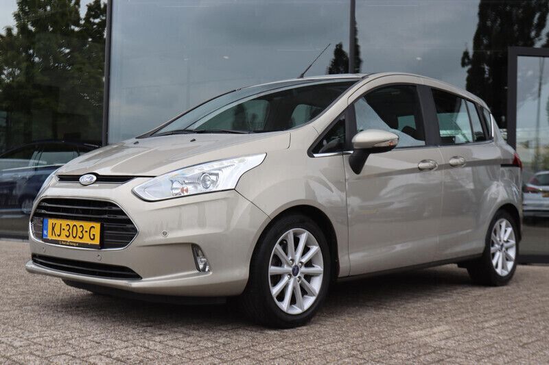 Grijs Gebruikt 2015 Ford B-MAX Titanium MPV | € 8.450 (Eerlijke prijs) - Afbeelding 1/4