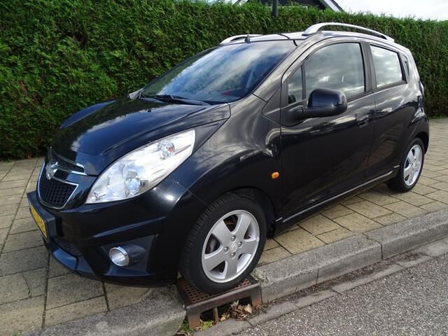 Zwart Gebruikt 2011 Chevrolet Spark LT Hatchback | € 4.500 (Iets duurder) - Afbeelding 1/4