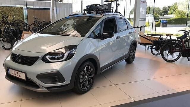 Zilver Nieuw 2025 Honda Jazz Advance Hatchback | € 28.669 (Super prijs) - Afbeelding 1/4