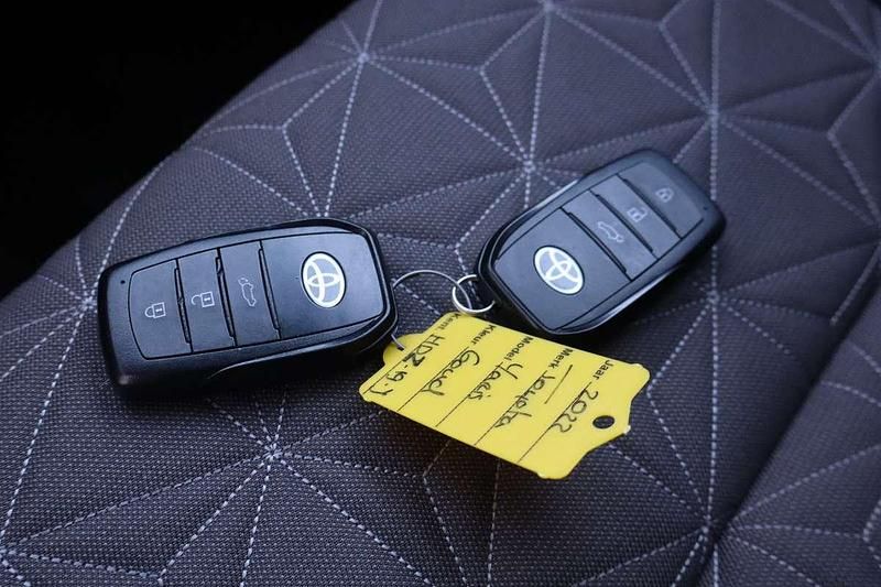 Occasion Toyota Yaris Cross Executive 116 PK (85 kW) 2022 Geel SUV