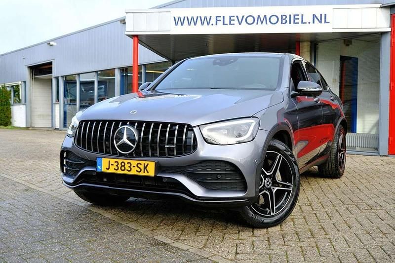 Grijs Gebruikt 2020 Mercedes GLC200 Business SUV | € 42.950 (Iets duurder) - Afbeelding 1/4