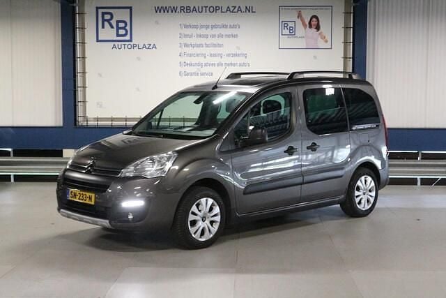 Grijs Gebruikt 2018 Citroën Berlingo XTR MPV | € 8.850 (Super prijs) - Afbeelding 1/4