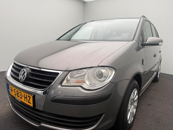 Gebruikt 2008 VW Touran MPV | € 4.250 (Iets duurder) - Afbeelding 1/4