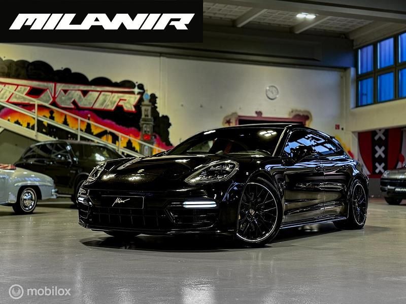 Zwart Gebruikt 2019 Porsche Panamera Sport Turismo Stationwagen | € 59.945 (Super prijs) - Afbeelding 1/4