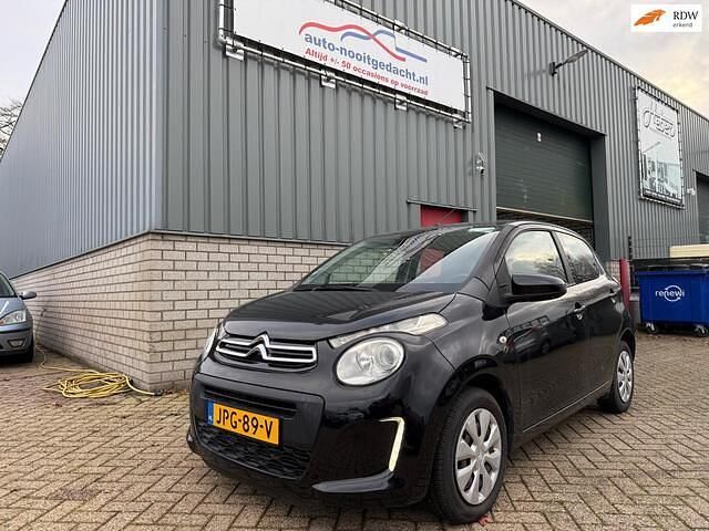 Zwart (metallic) Occasion 2016 Citroën C1 Shine Hatchback | € 5.995 (Goede deal) - Afbeelding 1/4