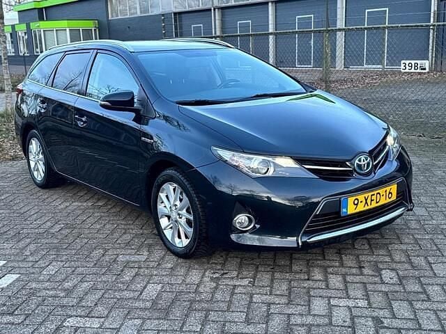 Occasion Toyota Auris Touring Sports 99 PK (72 kW) 2014 Grijs Stationwagen