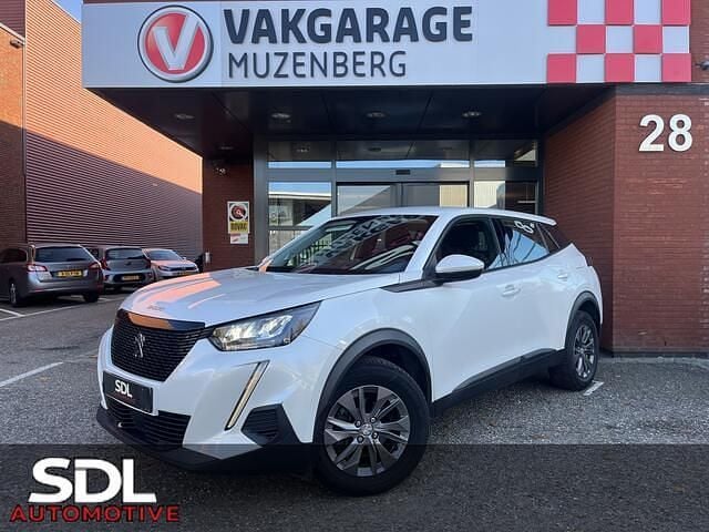 Wit Gebruikt 2020 Peugeot 2008 Allure SUV | € 16.945 (Goede deal) - Afbeelding 1/4