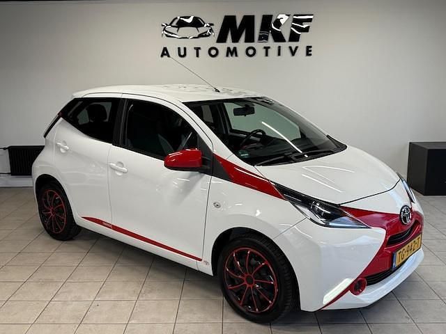 Occasion Toyota Aygo 69 PK (50 kW) 2015 Wit Hatchback