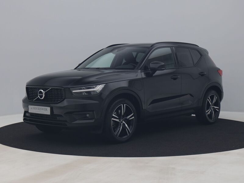 Zwart Gebruikt 2021 Volvo XC40 R-Design SUV | € 29.700 (Goede deal) - Afbeelding 1/4