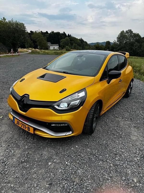 Gebruikt 2014 Renault Clio R.S. R.S. Hatchback | € 9.750 (Eerlijke prijs) - Afbeelding 1/4