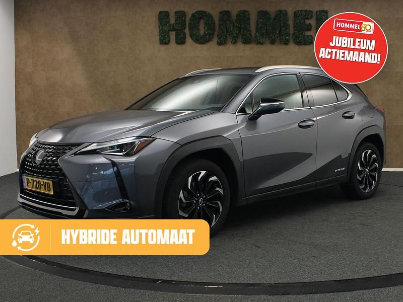 Grijs Gebruikt 2021 Lexus UX SUV | € 27.950 (Goede deal) - Afbeelding 1/3