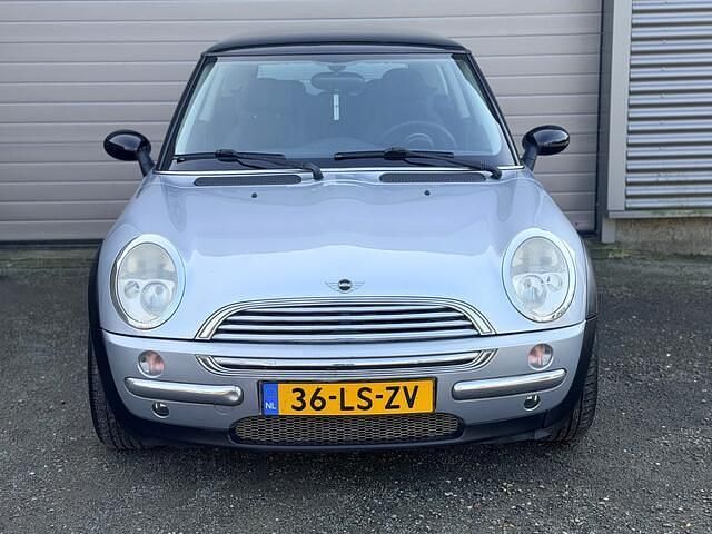 Occasion Mini Cooper Pepper 116 PK (85 kW) 2003 Grijs Hatchback