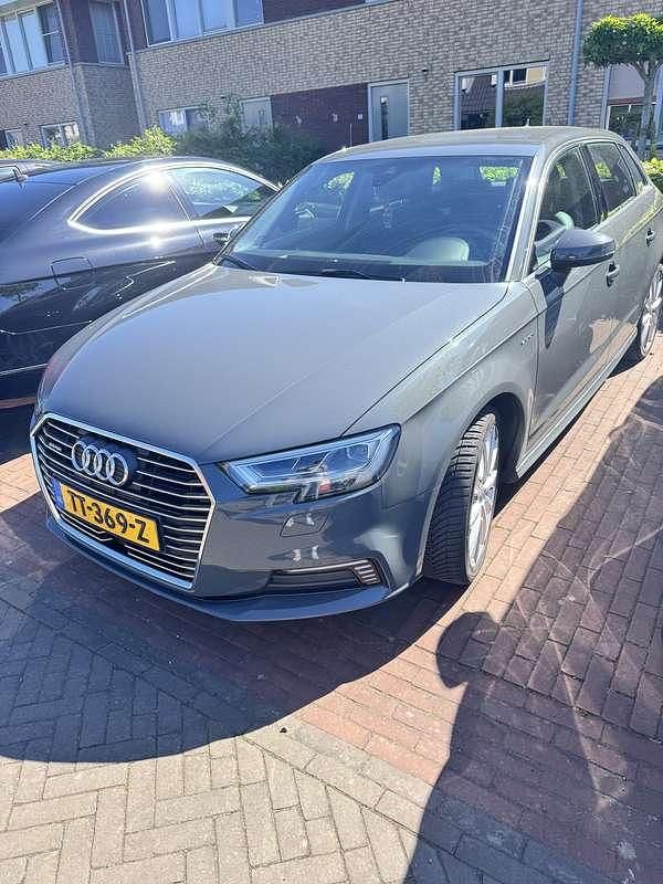 Grijs Gebruikt 2016 Audi A3 e-tron Hatchback | € 14.250 (Iets duurder) - Afbeelding 1/4