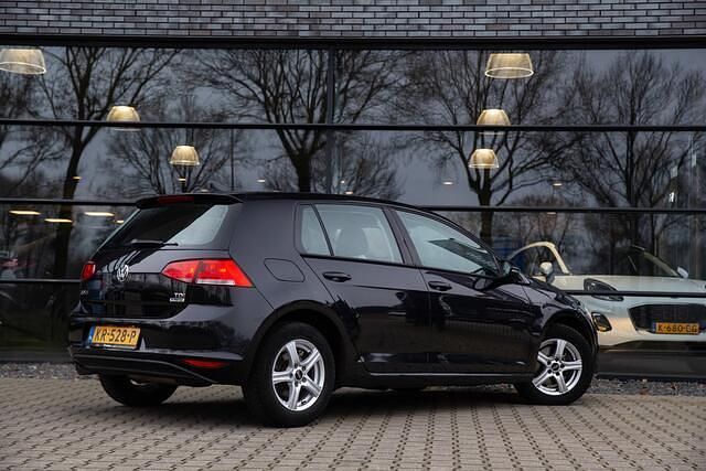 Occasion VW Golf VII Comfortline 112 PK (82 kW) 2016 Zwart Hatchback