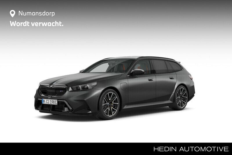 Grijs Gebruikt 2024 BMW M5 Comfort Edition Stationwagen | € 162.895 - Afbeelding 1/2