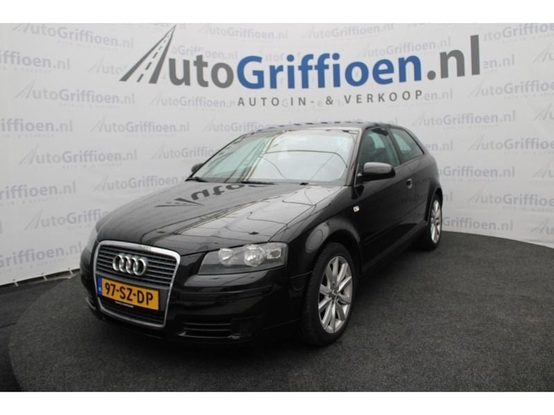 Zwart Gebruikt 2006 Audi A3 Attraction Hatchback | € 1.790 (Goede deal) - Afbeelding 1/4
