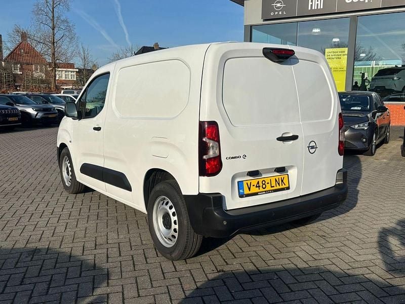 Nieuw Opel Combo-e Life 100 kW (136 PK) 2025 Grijs Van