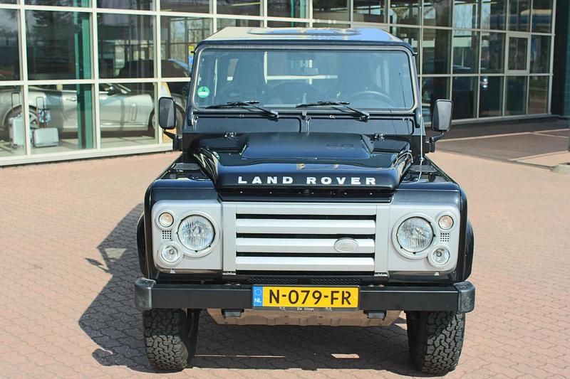 Occasion Land Rover Defender 122 PK (89 kW) 2009 Zwart SUV