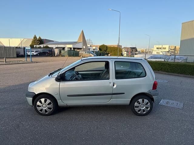 Occasion Renault Twingo 59 PK (43 kW) 2006 Grijs (metallic) Hatchback