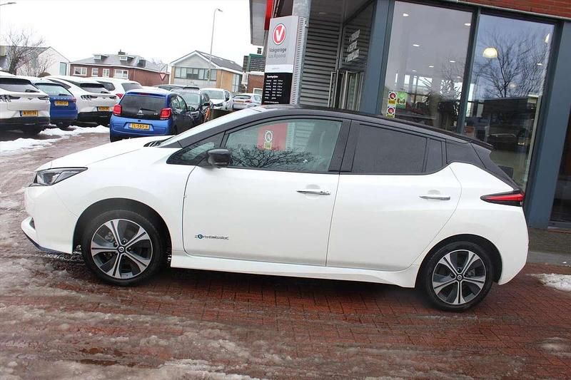 Occasion Nissan Leaf Tekna 90 kW (123 PK) 2019 Wit Hatchback