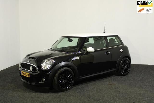 Zwart Gebruikt 2009 Mini Cooper S Hatchback | € 5.999 (Goede deal) - Afbeelding 1/4