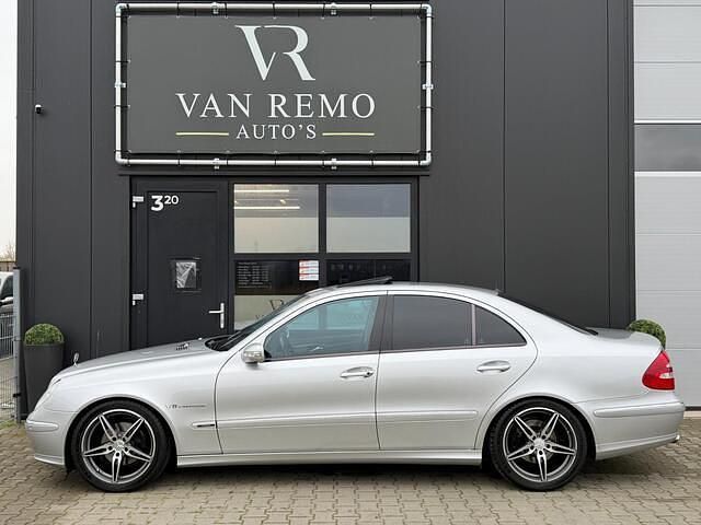 Occasion Mercedes E240 Avantgarde 177 PK (130 kW) 2002 Grijs (metallic) Sedan