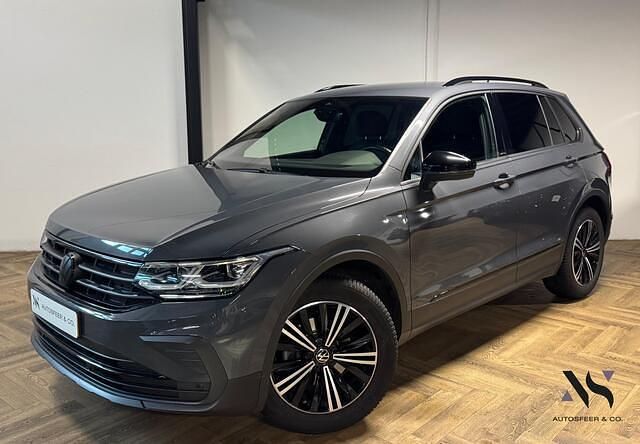Grijs Gebruikt 2021 VW Tiguan SUV | € 25.940 (Super prijs) - Afbeelding 1/4