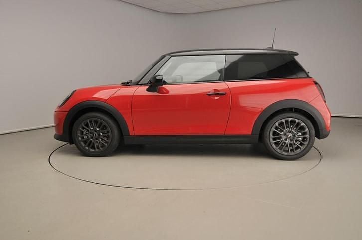 Nieuw Mini Cooper 114 kW (156 PK) 2025 Hatchback