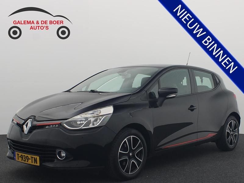 Zwart Gebruikt 2013 Renault Clio IV Dynamique Hatchback | € 8.839 (Eerlijke prijs) - Afbeelding 1/4
