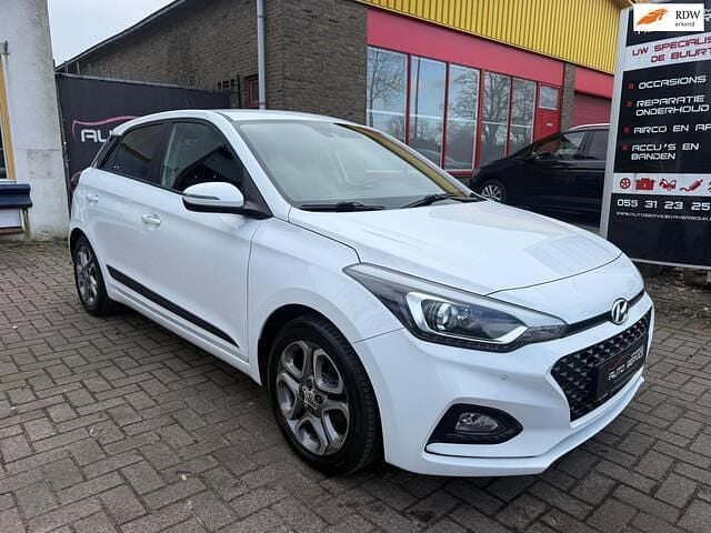 Occasion Hyundai i20 Comfort 101 PK (74 kW) 2018 Wit Hatchback