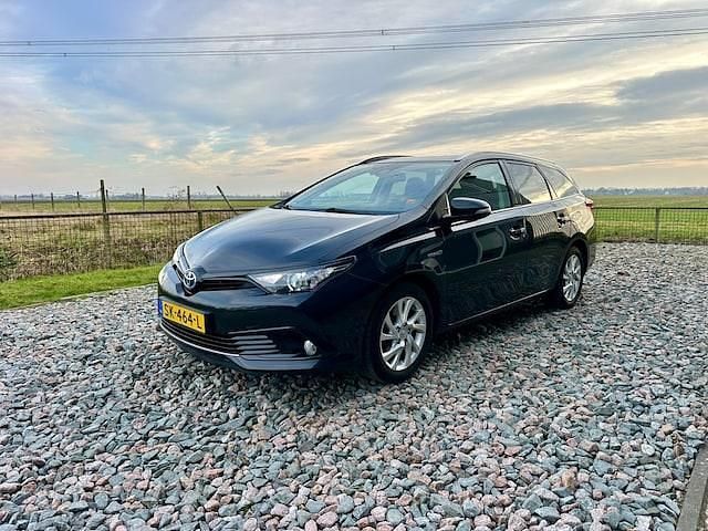 Occasion Toyota Auris Hybrid 2018 Zwart Hatchback