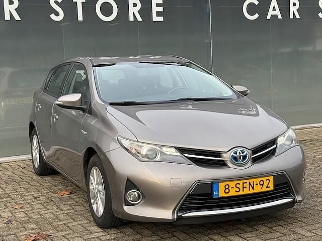 Occasion Toyota Auris Hybrid 99 PK (72 kW) 2013 Bruin Hatchback