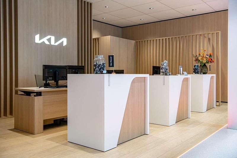 Grijs Nieuw 2025 Kia EV9 GT-Line SUV | € 79.940 (Iets duurder) - Afbeelding 1/1