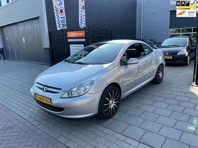 Grijs Gebruikt 2005 Peugeot 307 CC Sport Cabriolet | € 2.499 (Eerlijke prijs) - Afbeelding 1/4