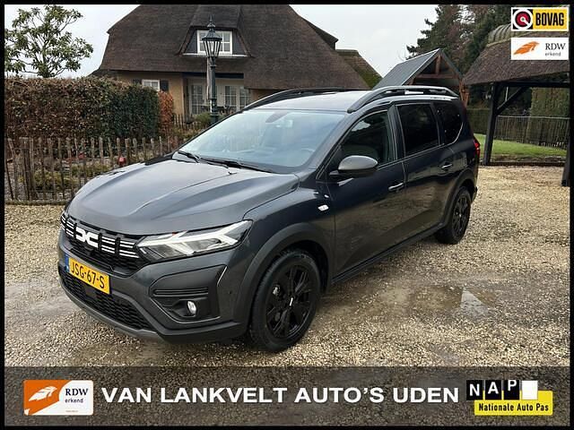 Grijs Occasion 2023 Dacia Jogger Extreme MPV | € 19.250 (Goede deal) - Afbeelding 1/4