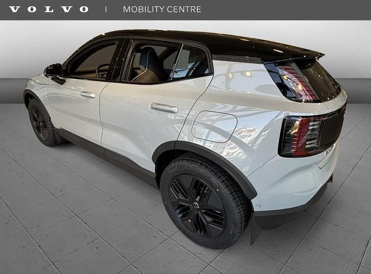 Nieuw Volvo EX30 CC Ultra 315 kW (429 PK) 2025