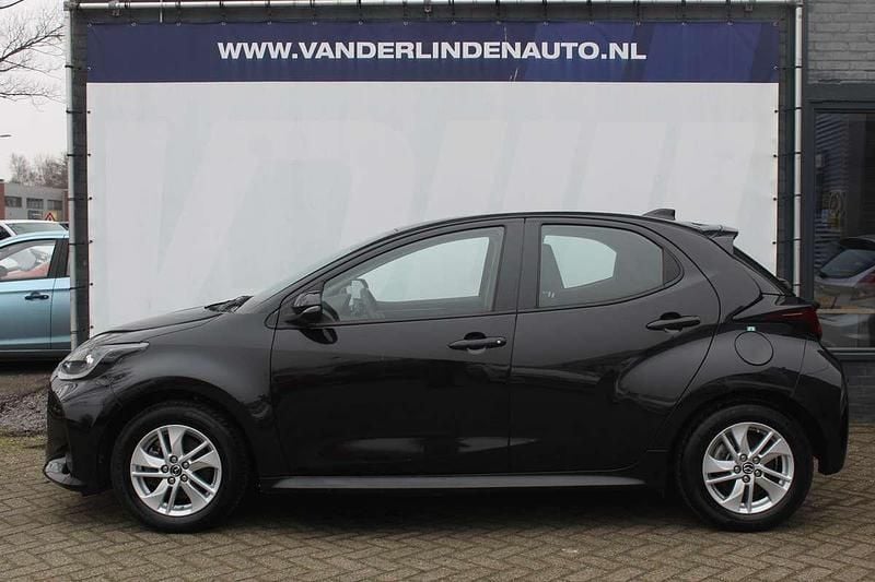 Occasion Mazda 2 Center-Line 93 PK (68 kW) 2023 Zwart Hatchback