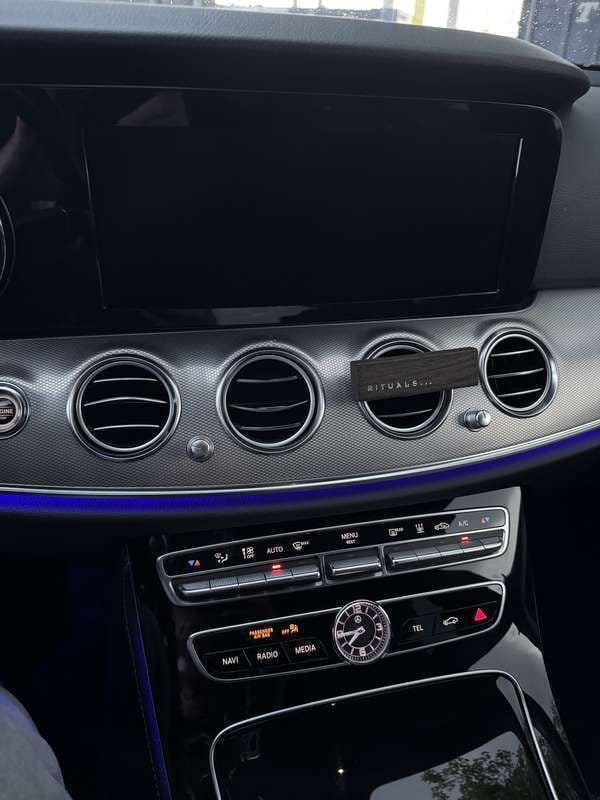 Gebruikt 2017 Mercedes E300 Avantgarde Sedan | € 27.500 (Eerlijke prijs) - Afbeelding 1/4