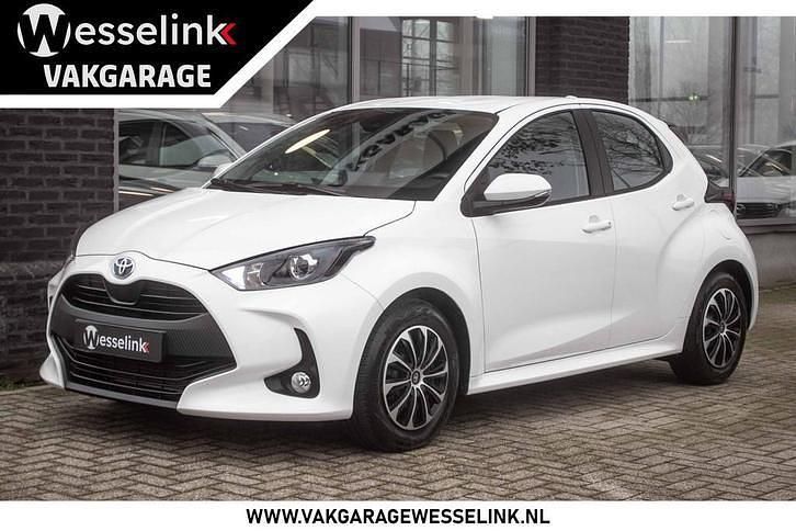 Gebruikt 2024 Toyota Yaris Active | € 22.400 (Super prijs) - Afbeelding 1/4