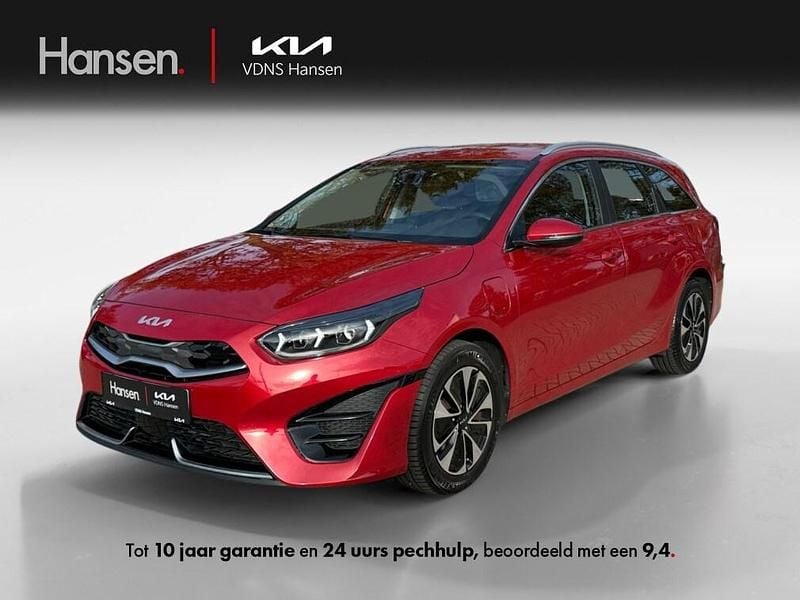 Rood Gebruikt 2023 Kia Ceed Sportswagon Stationwagen | € 22.945 (Goede deal) - Afbeelding 1/4