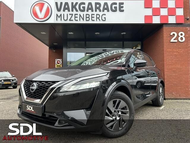 Zwart (metallic) Occasion 2023 Nissan Qashqai Acenta SUV | € 24.945 (Goede deal) - Afbeelding 1/4