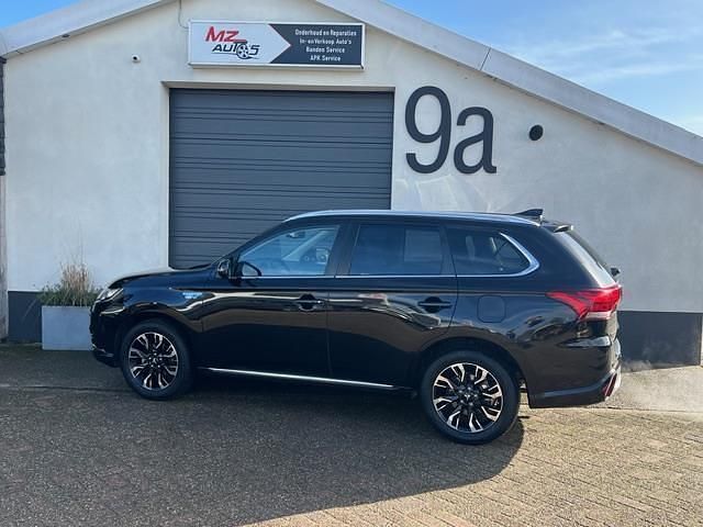 Occasion Mitsubishi Outlander Edition 121 PK (88 kW) 2015 Zwart SUV