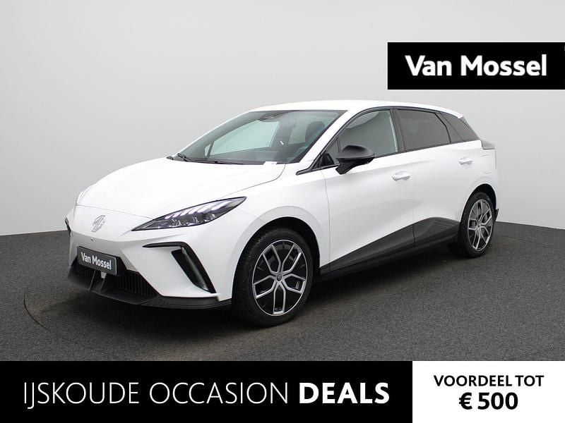 Occasion MG MG4 EV Luxury 150 kW (204 PK) 2023 Wit Hatchback