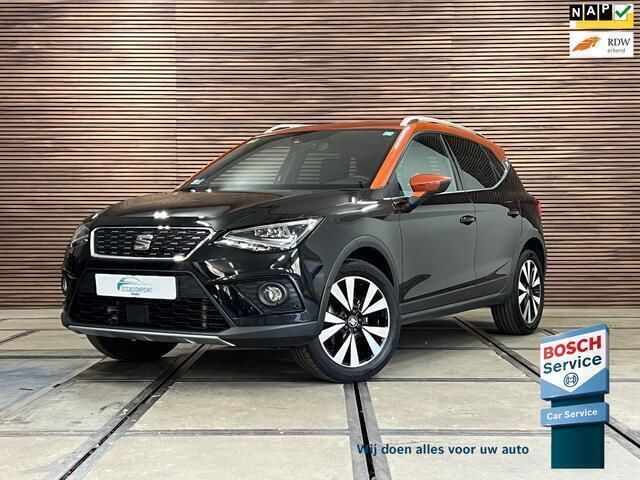 Zwart Gebruikt 2019 Seat Arona Beats SUV | € 16.890 (Eerlijke prijs) - Afbeelding 1/4