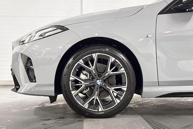 Occasion BMW 120 M Sport 170 PK (125 kW) 2026 Brooklyngrau (licht grijs) Hatchback