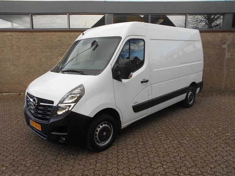 Wit Gebruikt 2021 Opel Movano Van | € 17.350 (Goede deal) - Afbeelding 1/4