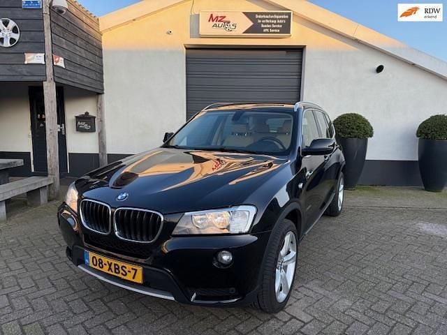 Zwart Gebruikt 2012 BMW X3 Executive SUV | € 11.749 (Eerlijke prijs) - Afbeelding 1/4