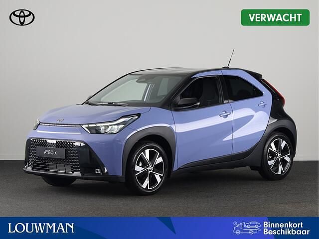 Lavender / zwart dak (paars metallic) Nieuw 2026 Toyota Aygo X Pulse SUV | € 26.550 (Eerlijke prijs) - Afbeelding 1/4